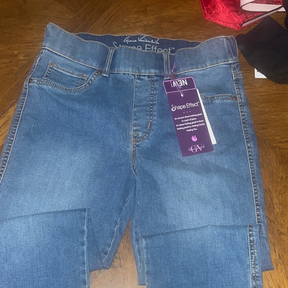 Shape effect Capri NWT